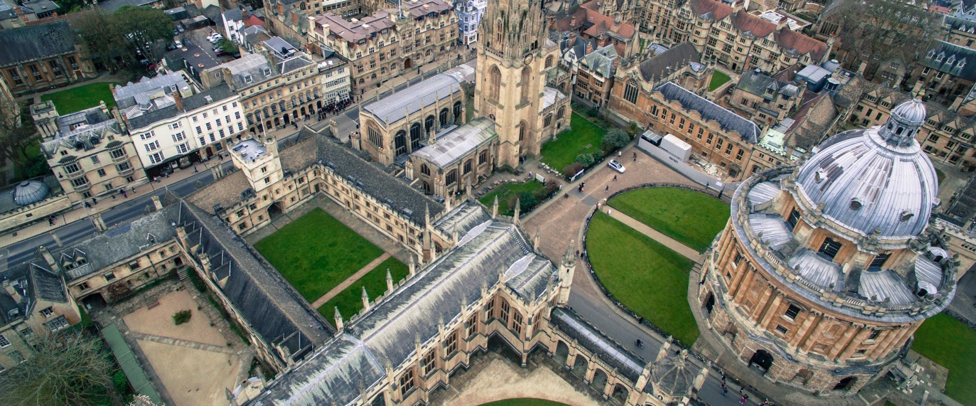 How to Craft a Winning Personal Statement for Oxford and Cambridge Applications