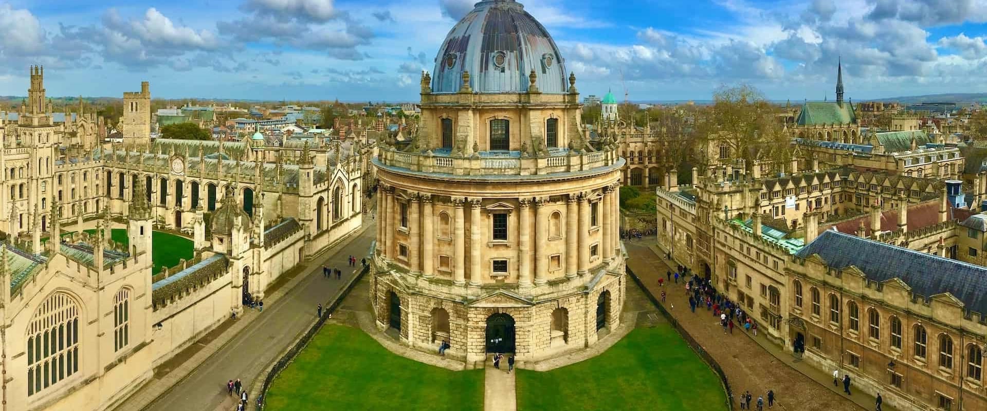 Certificate Programs: Your Guide to International Oxford and Cambridge Applications